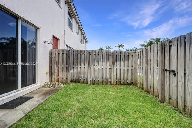 2311 NE 42nd Cir, Homestead FL 33033 - Homestead, FL - Photo 2