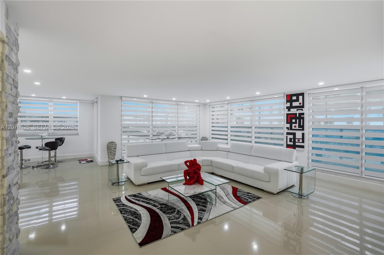 2751 S Ocean Dr # 301S, Hollywood FL 33019