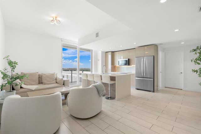 2000 Metropica Way # 801, Sunrise FL 33323 - Sunrise, FL - Photo 4