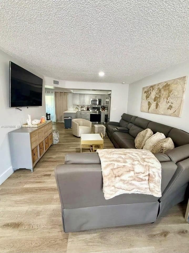 3316 Quail Close # 21, Pompano Beach FL 33064 - Pompano Beach, FL - Photo 1