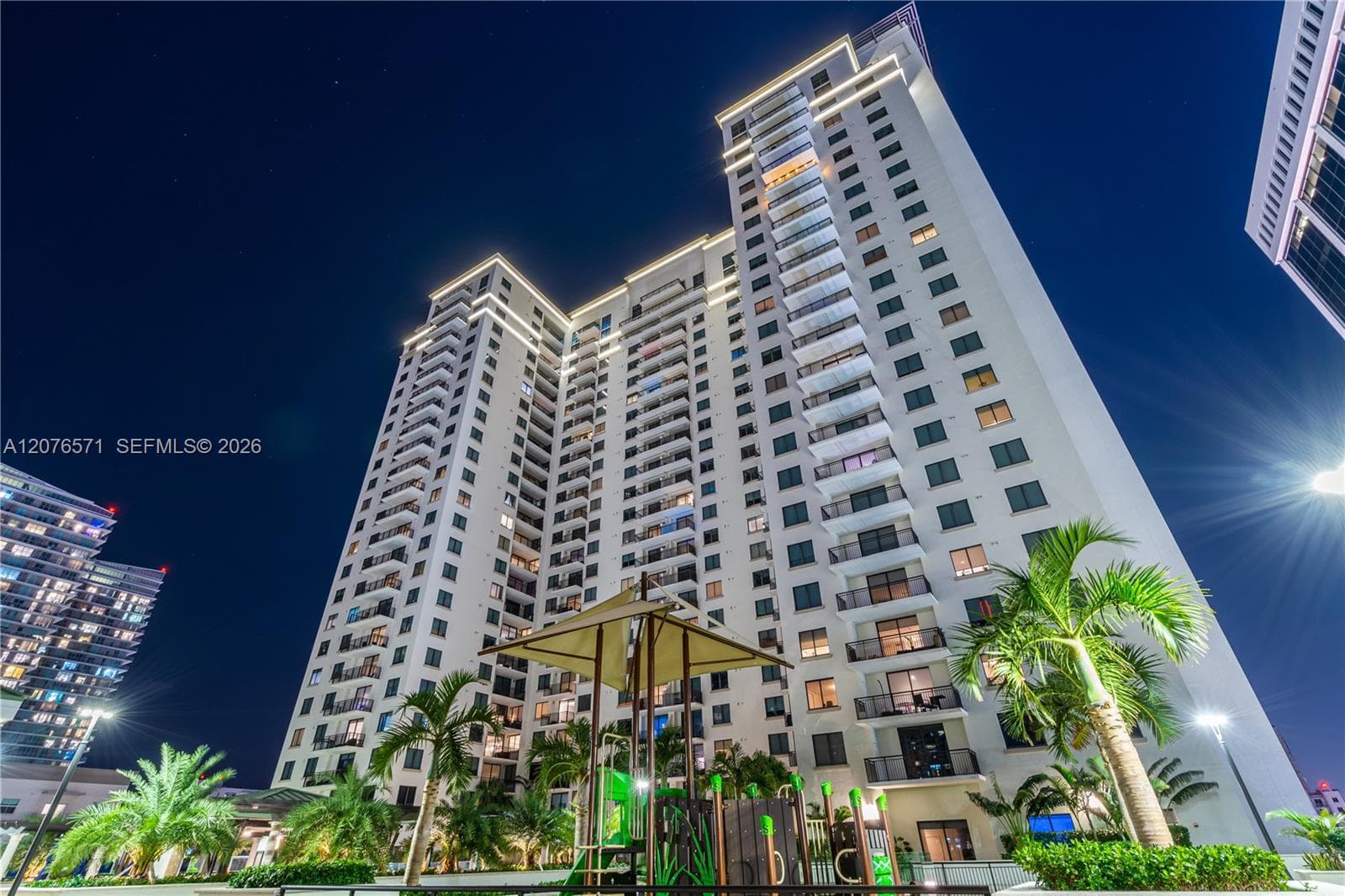 999 SW 1st Ave # 1114, Miami FL 33130 - Miami, FL - Photo 1