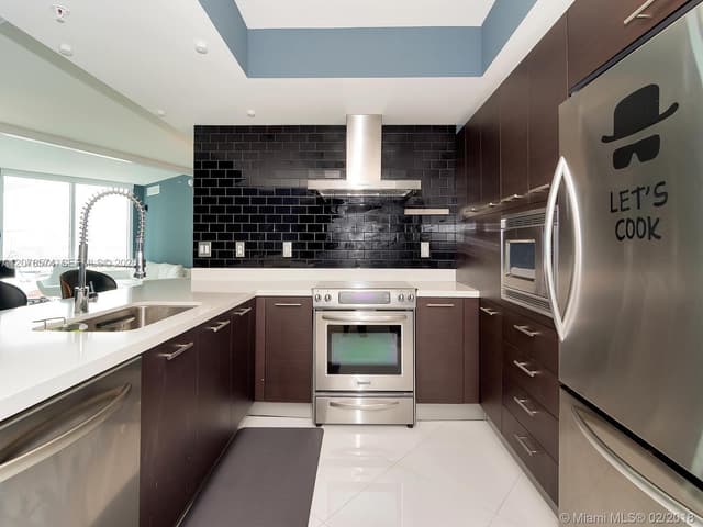 250 Sunny Isles Blvd # 1403, Sunny Isles Beach FL 33160 - Sunny Isles Beach, FL - Photo 4