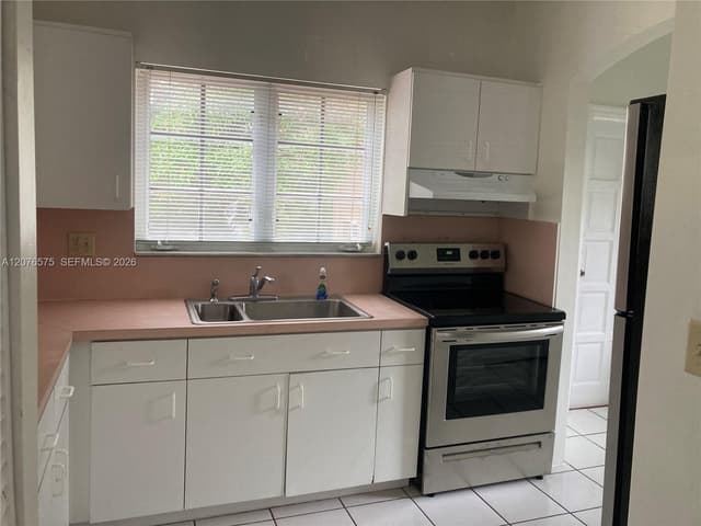 334 Alesio Ave, Coral Gables FL 33134 - Coral Gables, FL - Photo 5