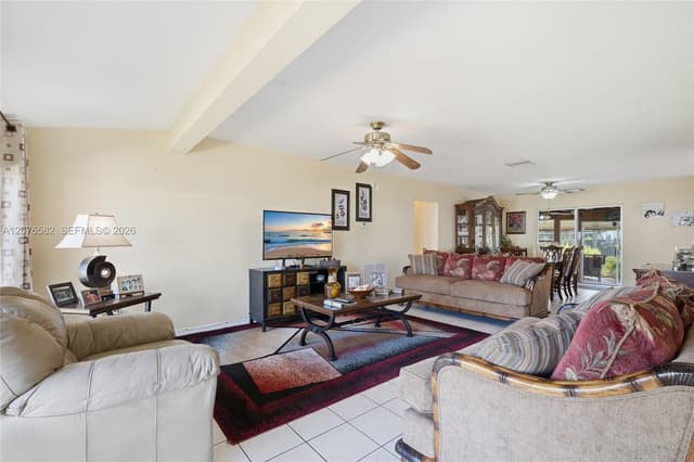 20510 Jacaranda Rd, Cutler Bay FL 33189 - Cutler Bay, FL - Photo 7