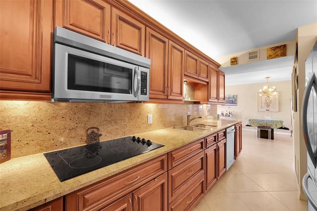 1200 HIBISCUS Avenue, Pompano Beach FL 33062 - Pompano Beach, FL - Photo 4
