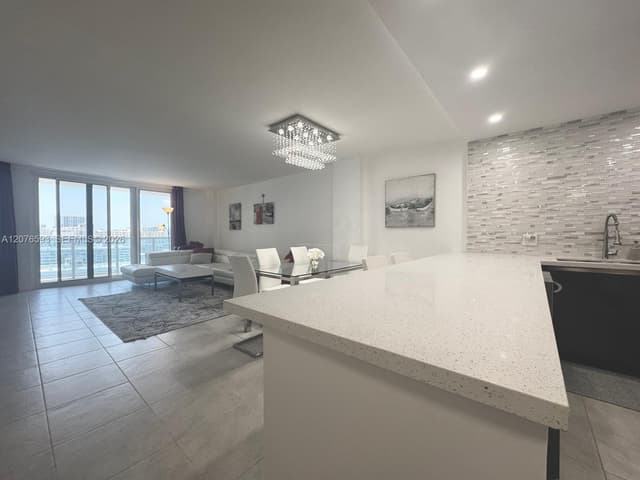 3800 S Ocean Dr # 1710, Hollywood FL 33019 - Hollywood, FL - Photo 4