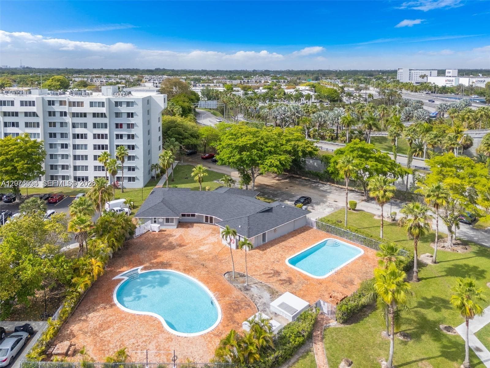9143 SW 77th Ave # B710, Miami FL 33156 - Miami, FL - Photo 1
