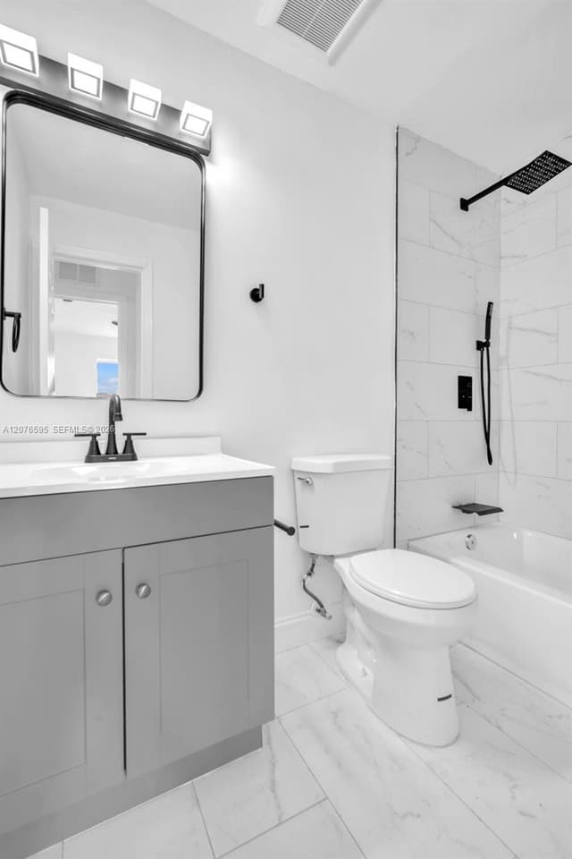2572 NW 20th St, Fort Lauderdale FL 33311 - Fort Lauderdale, FL - Photo 7