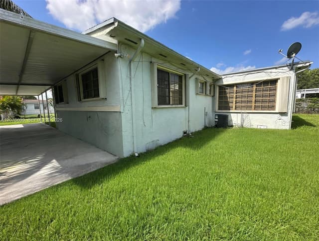 2961 NW 162nd St, Miami Gardens FL 33054 - Miami Gardens, FL - Photo 6