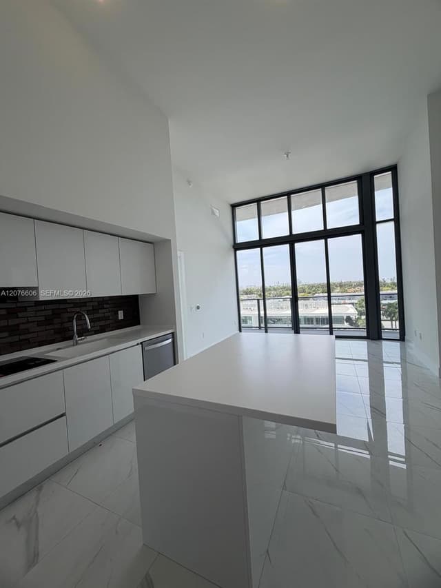 1170 E HALLANDALE BEACH BLVD # 607, Hallandale Beach FL 33009 - Hallandale Beach, FL - Photo 5