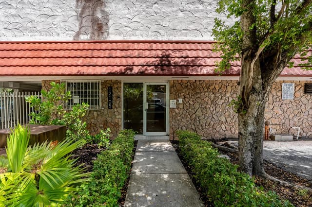 12105 NE 11TH Place # 103, North Miami FL 33161 - North Miami, FL - Photo 3