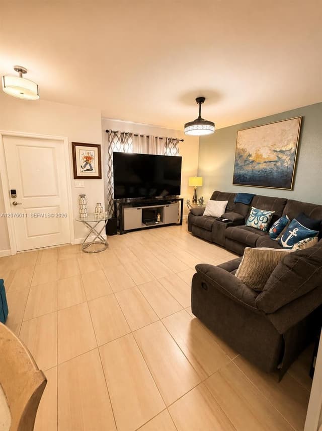1222 NW 3rd Ln, Florida City FL 33034 - Florida City, FL - Photo 3