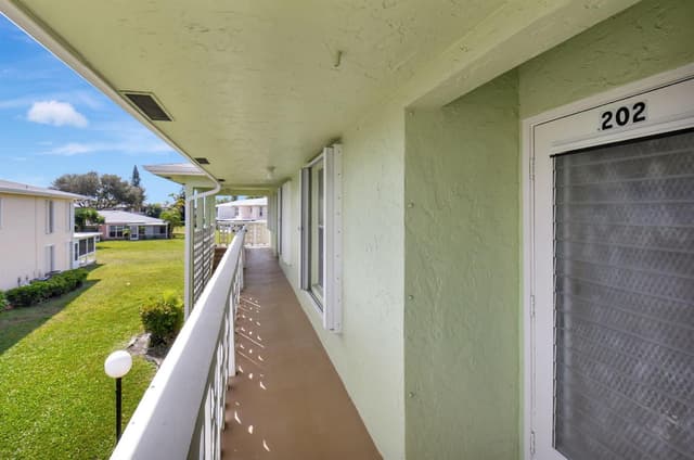 1670 NW 18TH Avenue # 202, Delray Beach FL 33445 - Delray Beach, FL - Photo 2