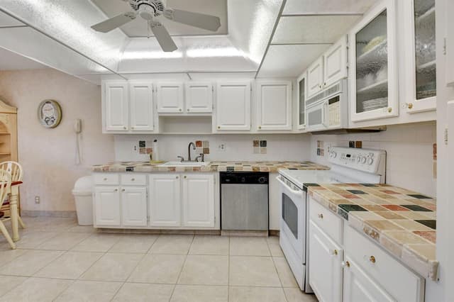 1670 NW 18TH Avenue # 202, Delray Beach FL 33445 - Delray Beach, FL - Photo 7