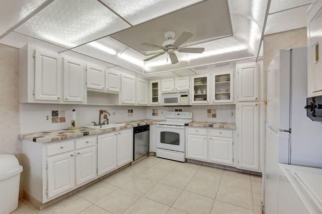 1670 NW 18TH Avenue # 202, Delray Beach FL 33445 - Delray Beach, FL - Photo 5