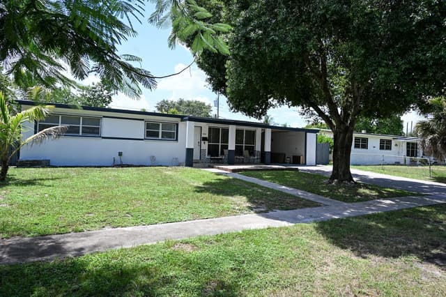 6814 NW 14TH Street, Plantation FL 33313 - Plantation, FL - Photo 2