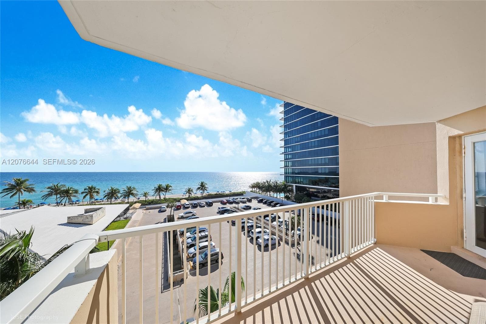 1980 S Ocean Dr # 5F, Hallandale Beach FL 33009 - Hallandale Beach, FL - Photo 1