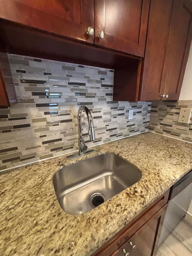 220 LAKEVIEW Drive # 103, Weston FL 33326 - Weston, FL - Photo 7