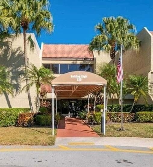 220 LAKEVIEW Drive # 103, Weston FL 33326 - Weston, FL - Photo 1