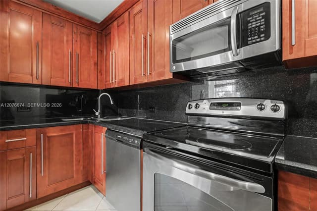 1625 SE 10th Ave # 501, Fort Lauderdale FL 33316 - Fort Lauderdale, FL - Photo 4