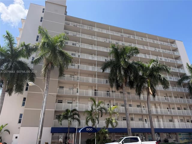 1300 Lincoln Rd # E705, Miami Beach FL 33139 - Miami Beach, FL - Photo 4