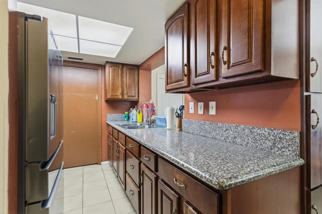 4818 NW 58TH Street, Tamarac FL 33319 - Tamarac, FL - Photo 4