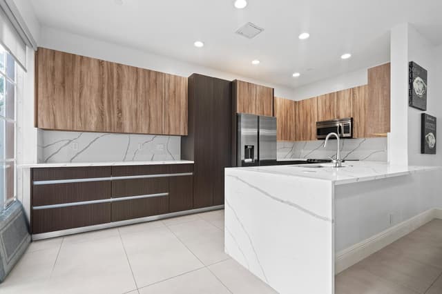 1123 NE 18TH Avenue, Fort Lauderdale FL 33304 - Fort Lauderdale, FL - Photo 3