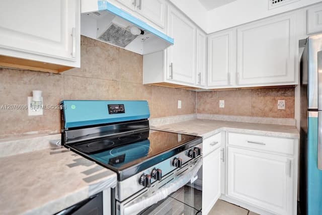 4511 Treehouse Ln # B, Tamarac FL 33319 - Tamarac, FL - Photo 3