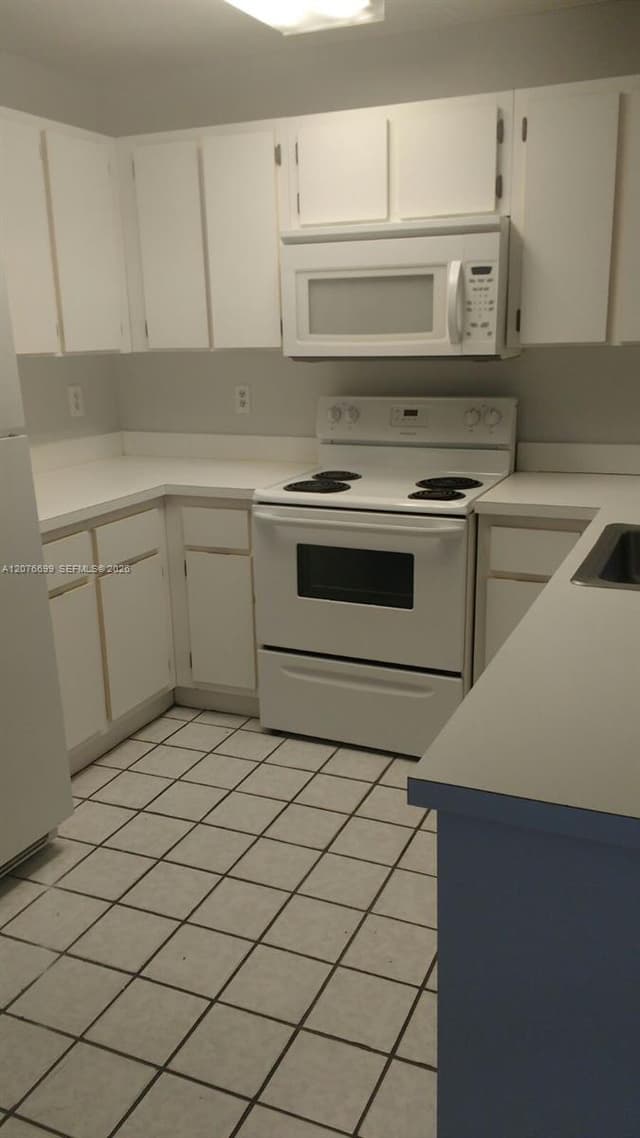 9810 Hammocks Blvd # 202, Miami FL 33196 - Miami, FL - Photo 3