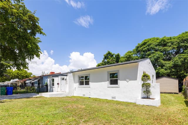 1029 NW 42nd St, Miami FL 33127 - Miami, FL - Photo 4