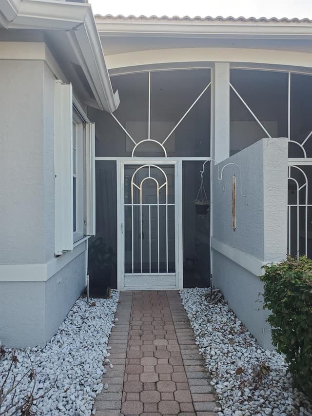 10724 ROYAL CARIBBEAN Circle, Boynton Beach FL 33437 - Boynton Beach, FL - Photo 5