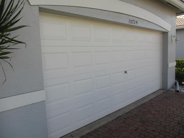 10724 ROYAL CARIBBEAN Circle, Boynton Beach FL 33437 - Boynton Beach, FL - Photo 4