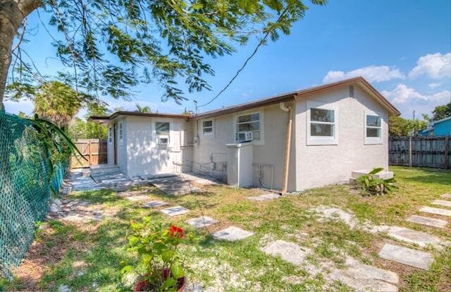 2960 Chickamauga Avenue, West Palm Beach FL 33409 - West Palm Beach, FL - Photo 2