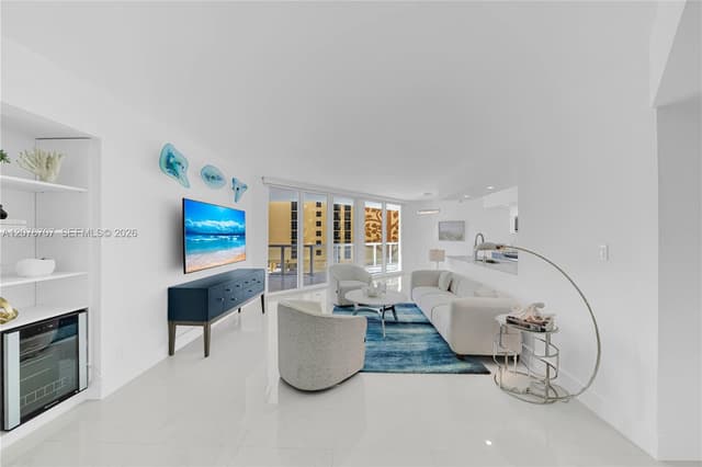 16425 Collins Ave # 712, Sunny Isles Beach FL 33160 - Sunny Isles Beach, FL - Photo 2