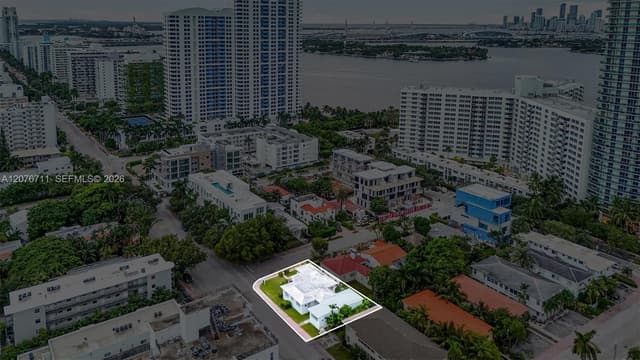 1301 Flamingo Way, Miami Beach FL 33139 - Miami Beach, FL - Photo 2