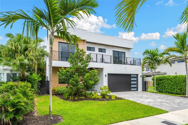 1629 NE 4th Pl, Fort Lauderdale FL 33301 - Fort Lauderdale, FL - Photo 2