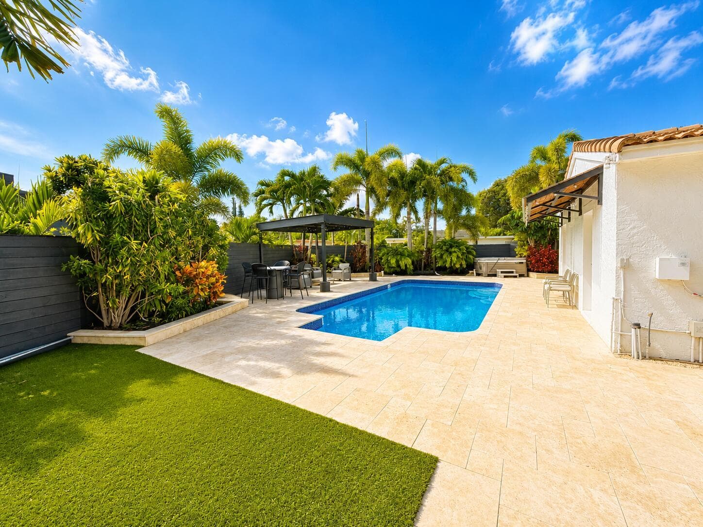 1600 NW 4TH Avenue, Fort Lauderdale FL 33311 - Fort Lauderdale, FL - Photo 1