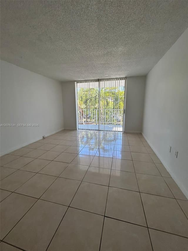 496 NW 165th St Rd # 310, Miami FL 33169 - Miami, FL - Photo 2
