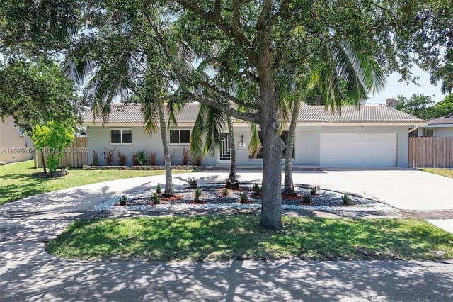 7220 NW 10th Pl, Plantation FL 33313 - Plantation, FL - Photo 2