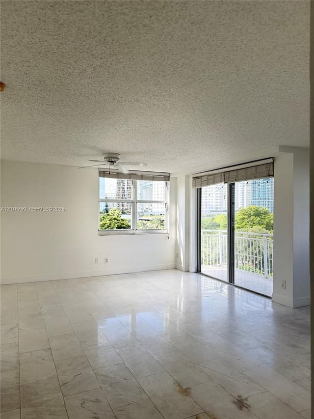 770 CLAUGHTON ISLAND DR # 601, Miami FL 33131 - Miami, FL - Photo 6