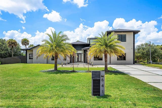 641 Marshall Road, West Palm Beach FL 33413 - West Palm Beach, FL - Photo 2