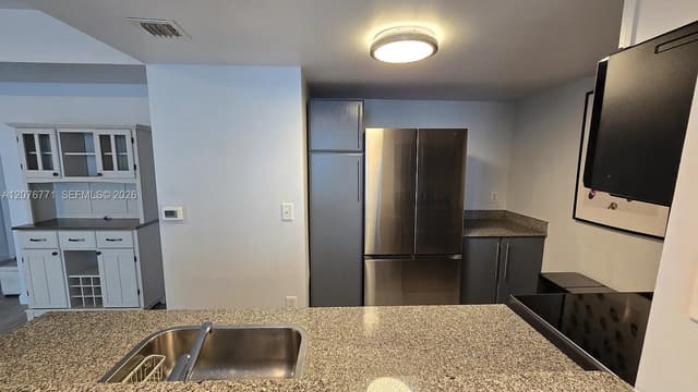 275 NE 18th St # 10, Miami FL 33132 - Miami, FL - Photo 6
