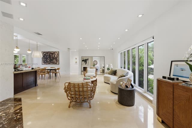 571 S Mashta Dr, Key Biscayne FL 33149 - Key Biscayne, FL - Photo 4