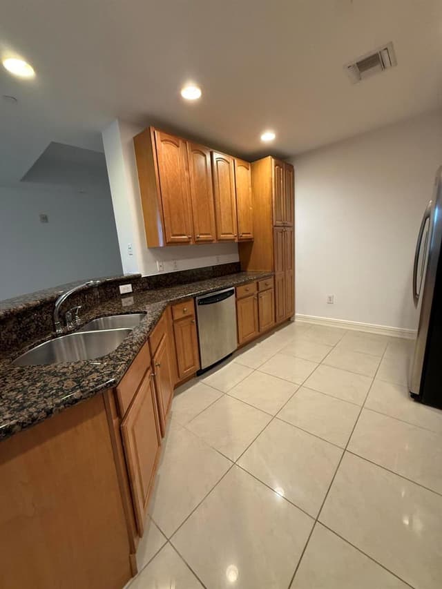 16101 Emerald Estates Drive # 153, Weston FL 33331 - Weston, FL - Photo 2