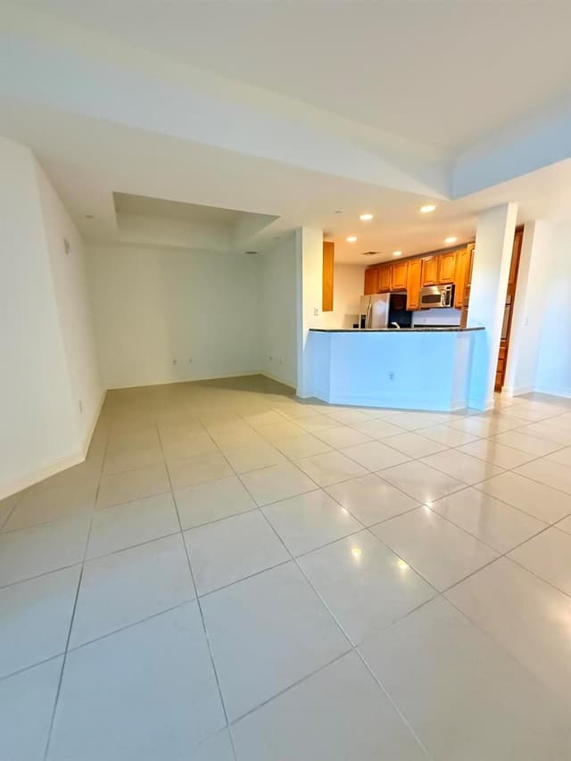 16101 Emerald Estates Drive # 153, Weston FL 33331 - Weston, FL - Photo 6