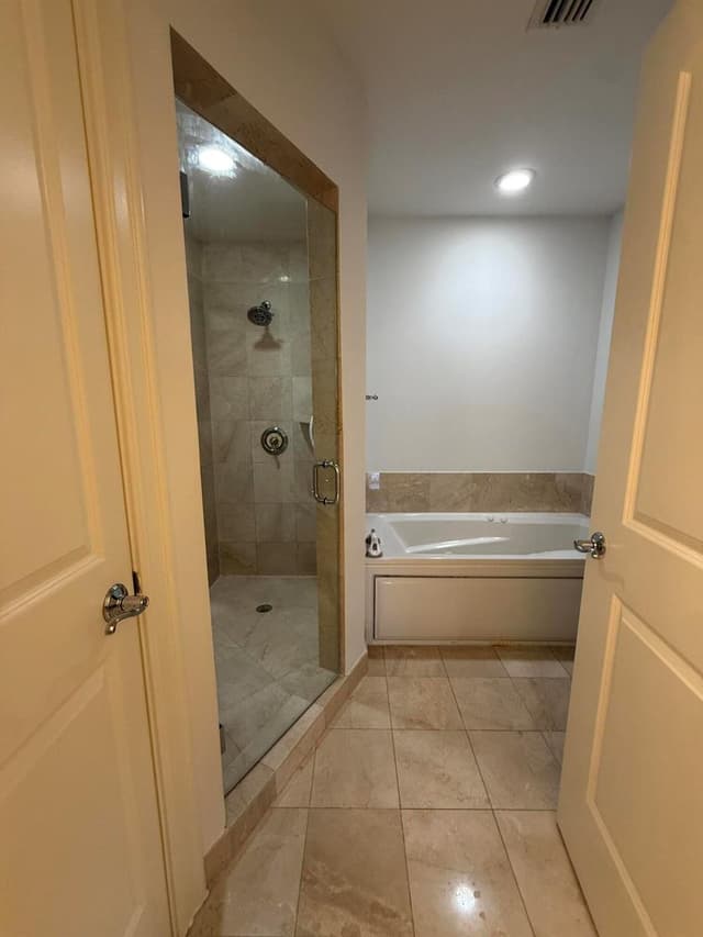 16101 Emerald Estates Drive # 153, Weston FL 33331 - Weston, FL - Photo 7