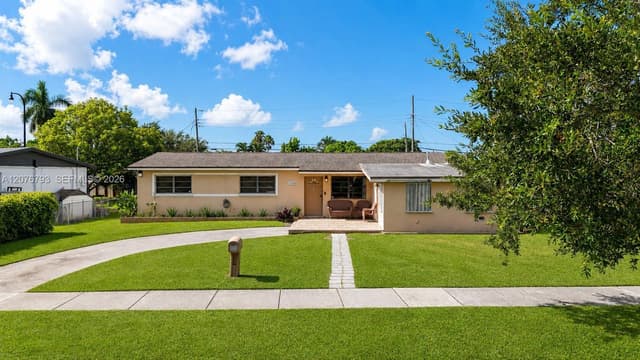 9500 Cutler Ridge Dr, Cutler Bay FL 33157 - Cutler Bay, FL - Photo 2