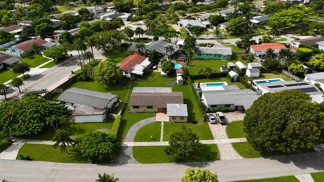 9500 Cutler Ridge Dr, Cutler Bay FL 33157 - Cutler Bay, FL - Photo 5
