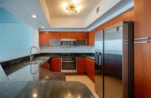 15051 Royal Oaks Ln # 2403, North Miami FL 33181 - North Miami, FL - Photo 7