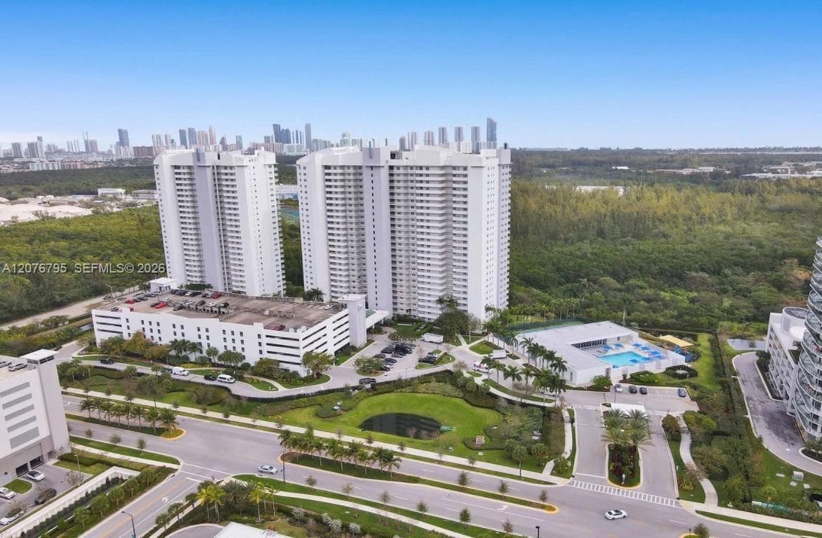 15051 Royal Oaks Ln # 2403, North Miami FL 33181 - North Miami, FL - Photo 1